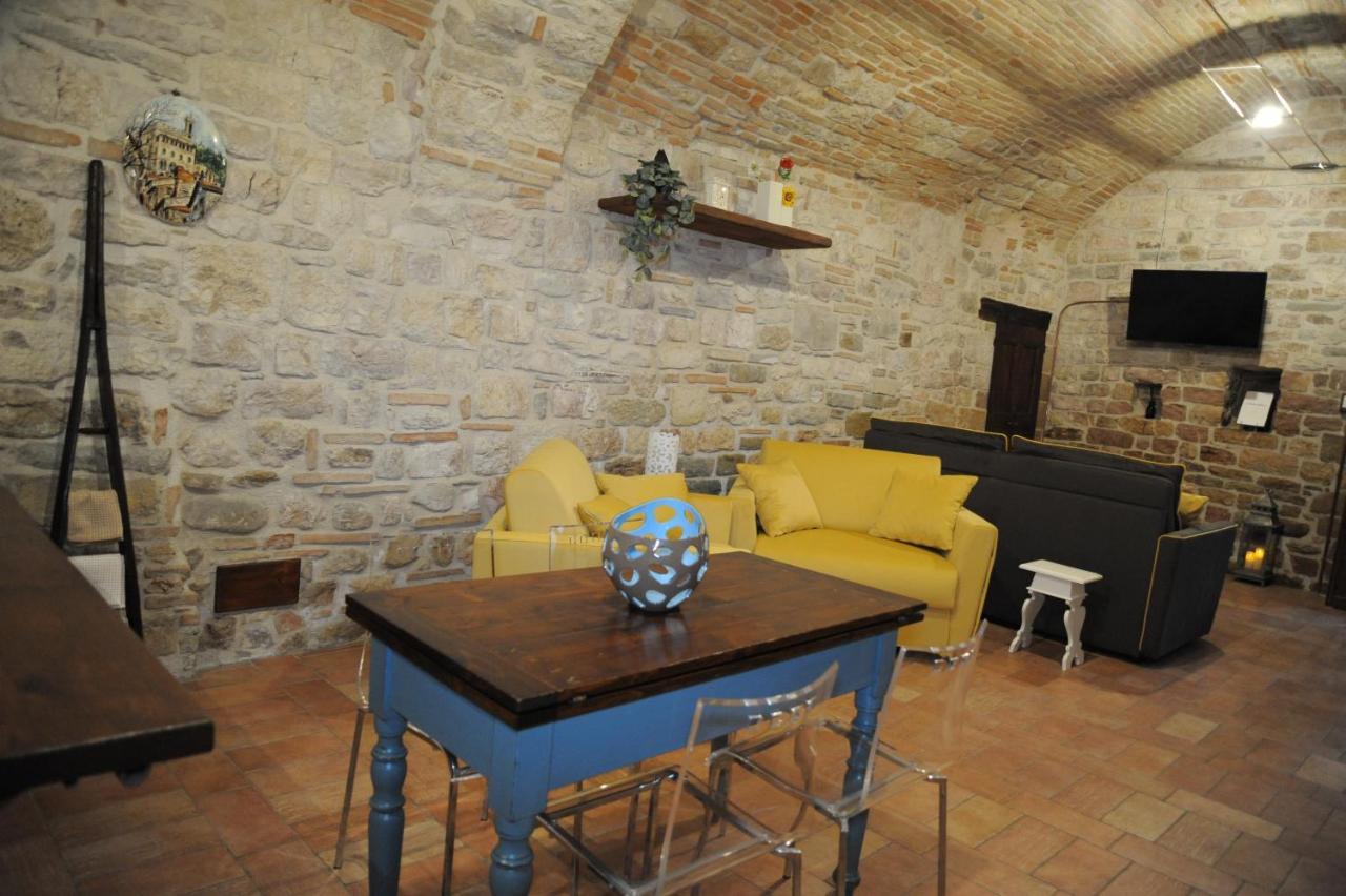 O Rosa Bella Appartamento Via Savelli Della Porta 24 Gubbio Exteriér fotografie
