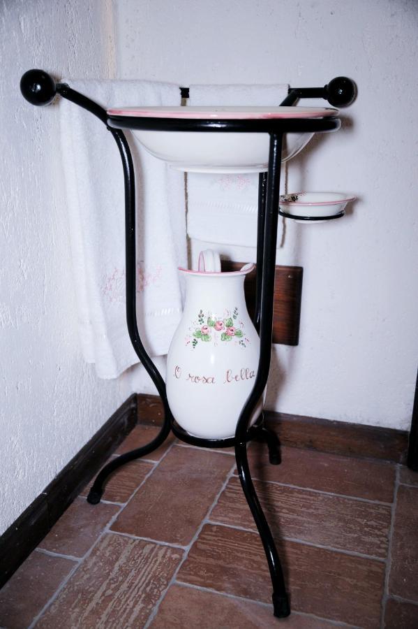 O Rosa Bella Appartamento Via Savelli Della Porta 24 Gubbio Exteriér fotografie