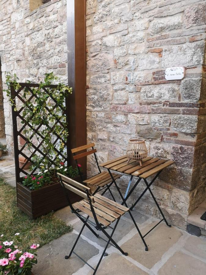 O Rosa Bella Appartamento Via Savelli Della Porta 24 Gubbio Exteriér fotografie