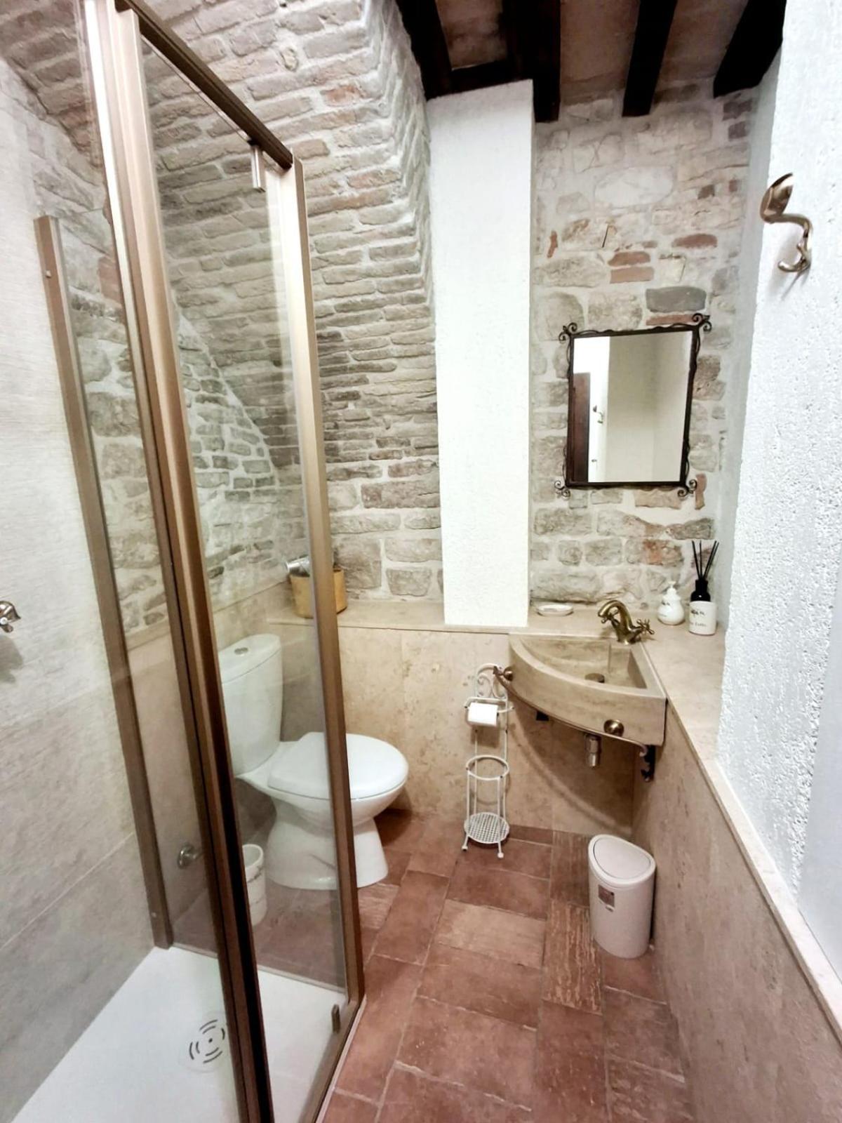 O Rosa Bella Appartamento Via Savelli Della Porta 24 Gubbio Exteriér fotografie